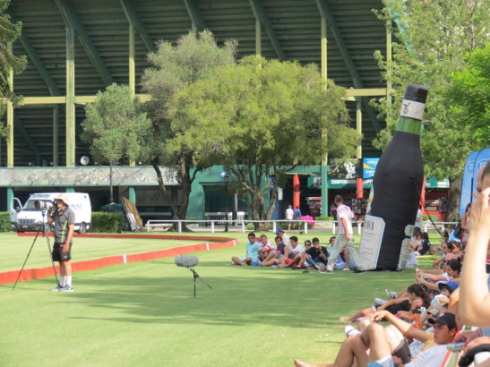 Infaltable: la botella inflable de la bebida alcohólica con gusto a yuyo