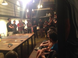 La charla previa para aclarar los tantos (a favor y en contra)