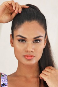 NOYONITA LODH, de INDIA. Es nuestra máxima favorita. 21 años, de Bangalore.