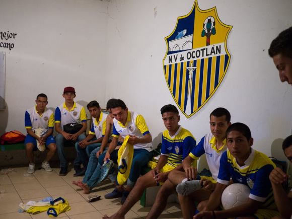 En el vestuario - Foto: Martín Parola.